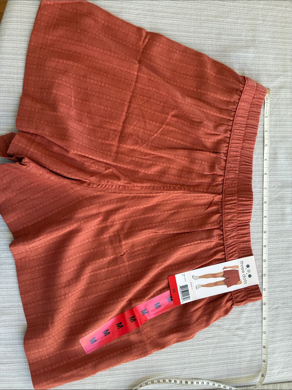 Three Dots Rust Eyelet Pull-On Shorts